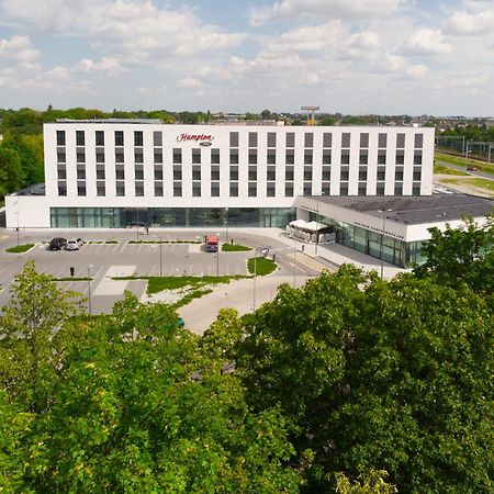 Hampton By Hilton Poznan Swarzedz Hotel Bagian luar foto