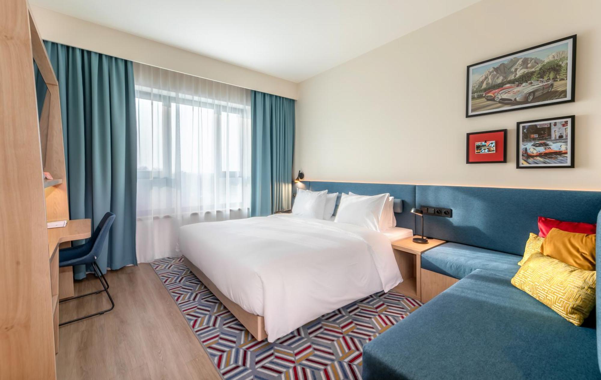 Hampton By Hilton Poznan Swarzedz Hotel Bagian luar foto
